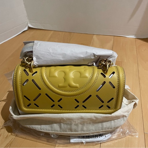 NWT Tory Burch Fleming diamond perforated golden sunset crossbody - Picture 9 of 10